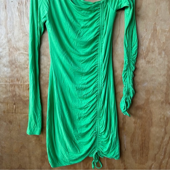 Camila Coelho Green Lena Mini Dress Asymmetrical Ruched Long Sleeve Dress - Picture 6 of 11